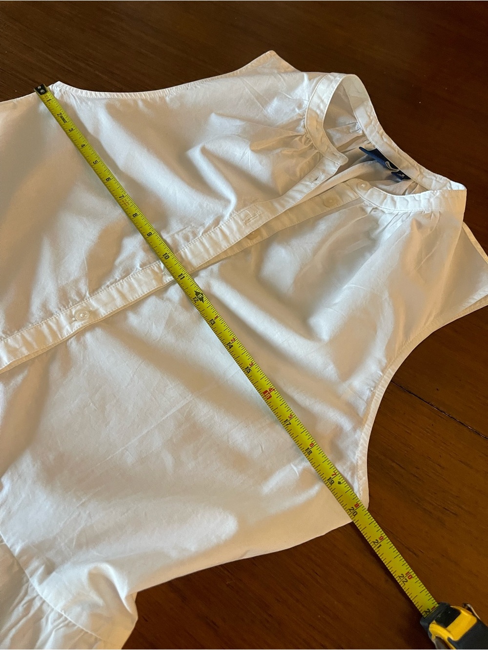 GAP White Eyelet Tiered Sleeveless Shirt Dress with Slip Lining & Pockets - Picture 9 of 9